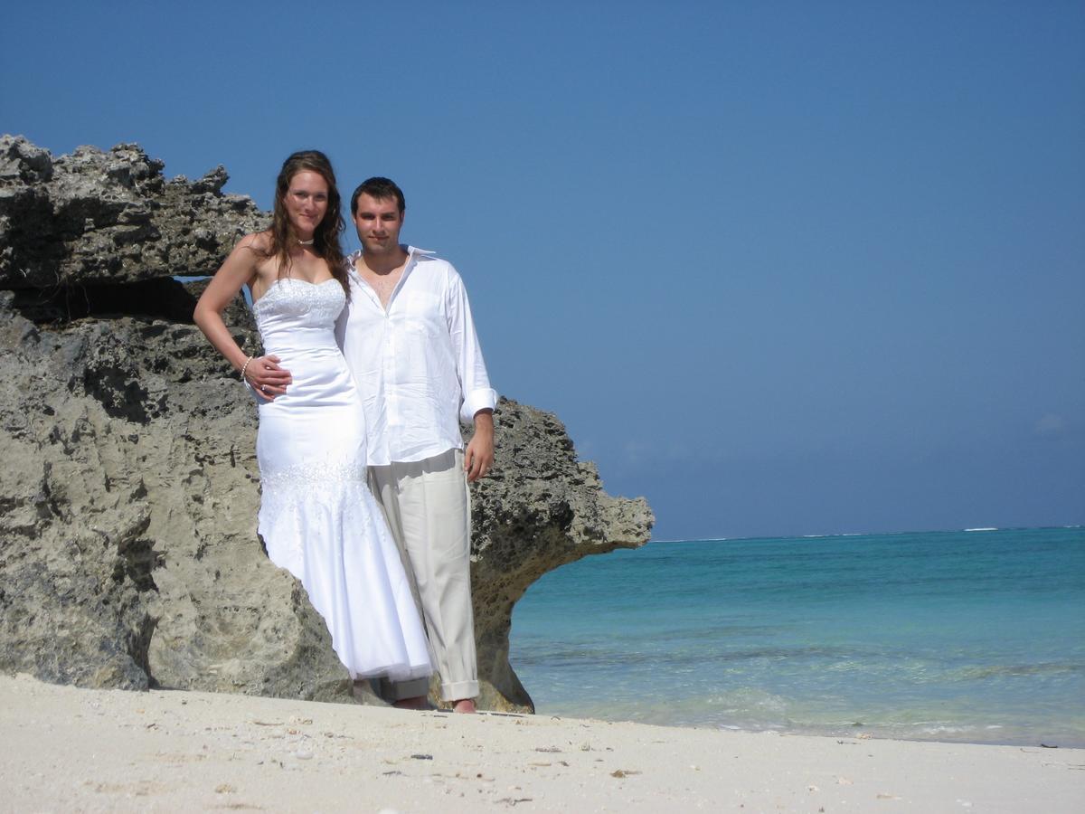 Hollywood Beach Suites Turks And Caicos NCA Exterior foto